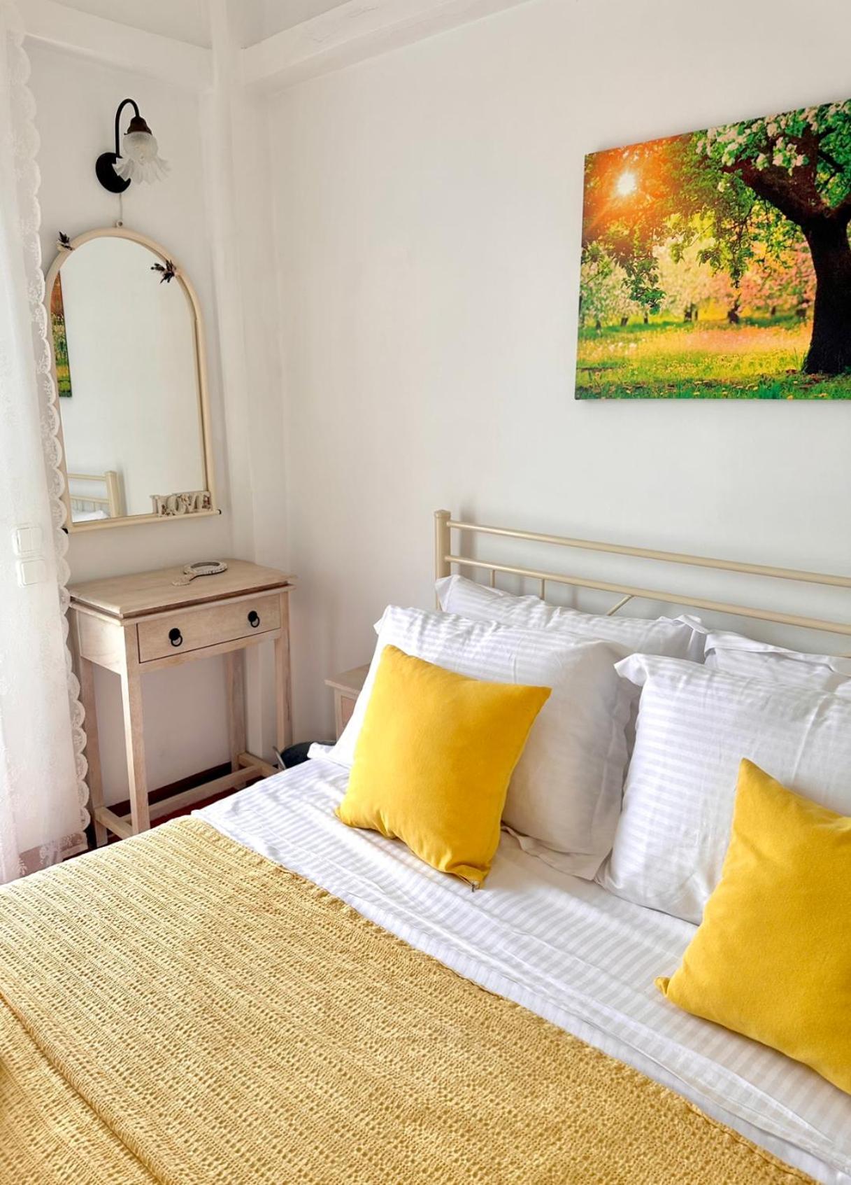 Verde E Mare Villa & Apartment 티실리비 외부 사진