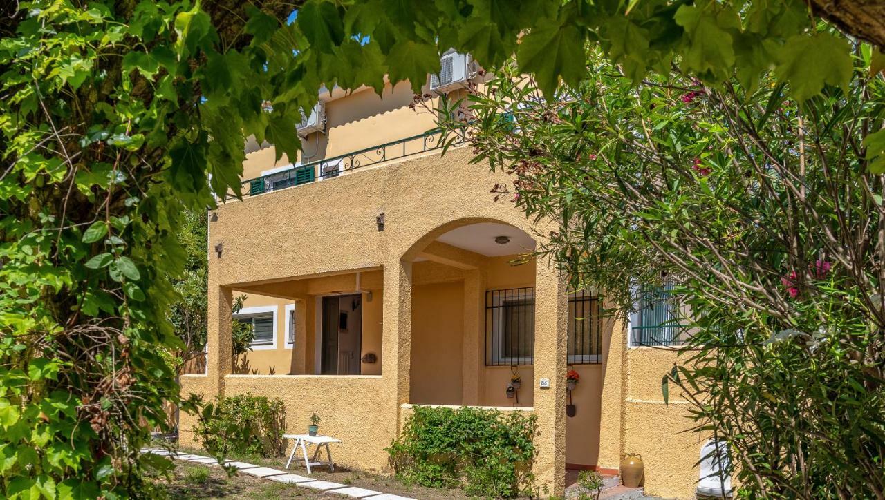 Verde E Mare Villa & Apartment 티실리비 외부 사진