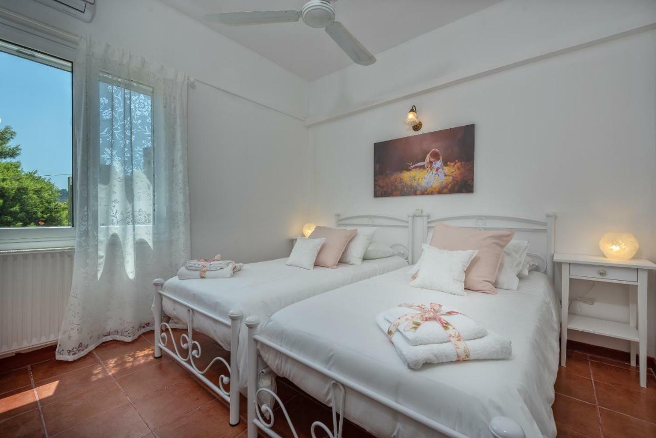 Verde E Mare Villa & Apartment 티실리비 외부 사진