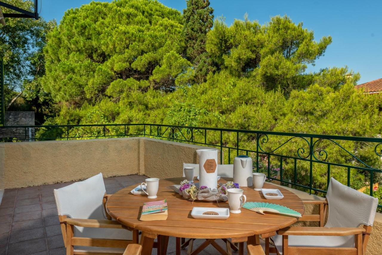 Verde E Mare Villa & Apartment 티실리비 외부 사진